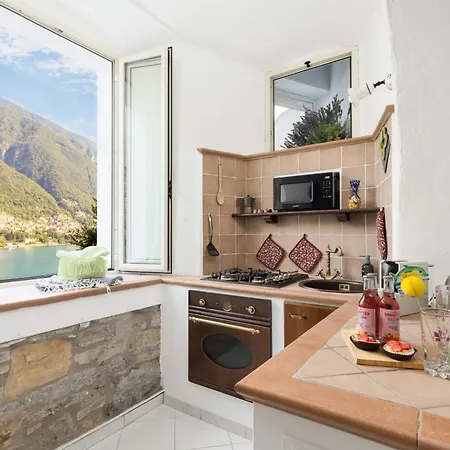 Casetta Sul - A 150m Apartment Laglio
